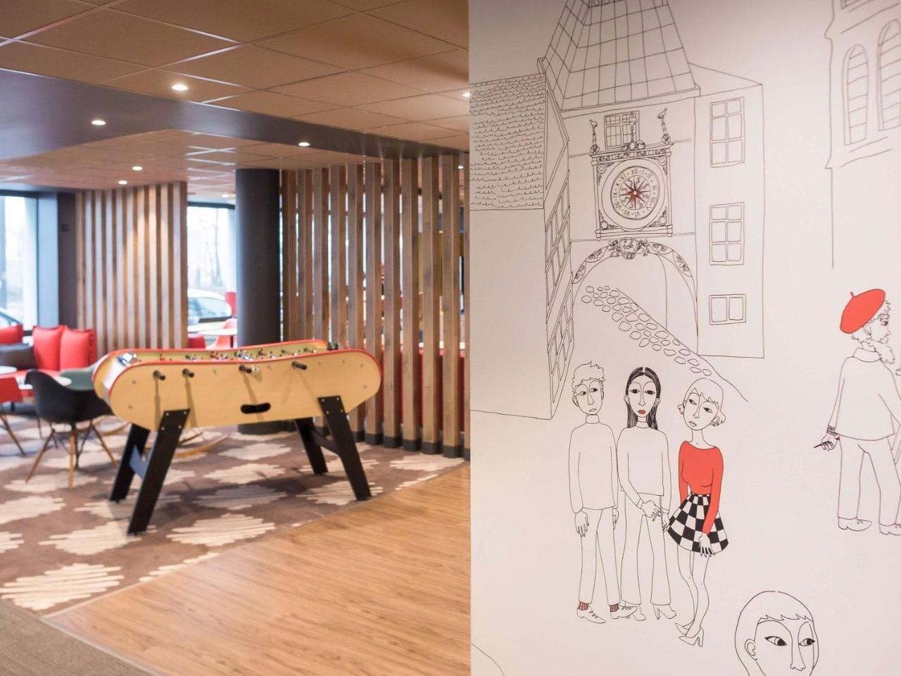Hotel Ibis Centre Champ De Mars 3*